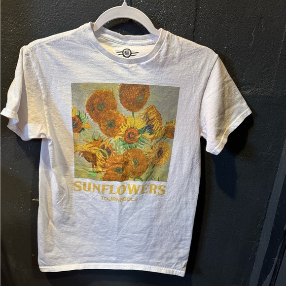 MAD Engine White Sunflowers Graphic Tee Short Sleeve - Picture 1 of 4